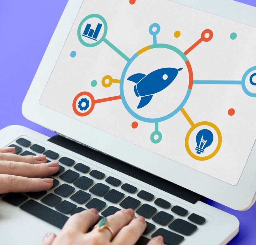 Illustration de stratégie marketing et automatisation sur HubSpot