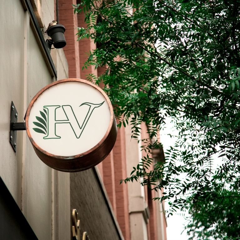 Domaine de Hurlevent – monogramme HV